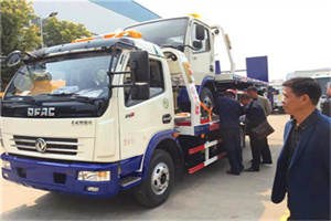 沅陵汽车道路救援拖车价格